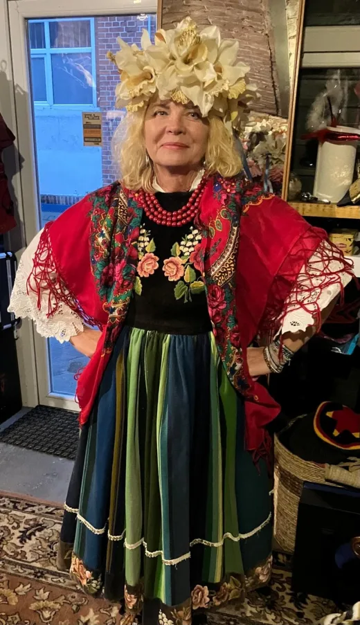 Kostium z kolekcji Bouffal Studio — wypożyczalnia kostiumów Wrocław